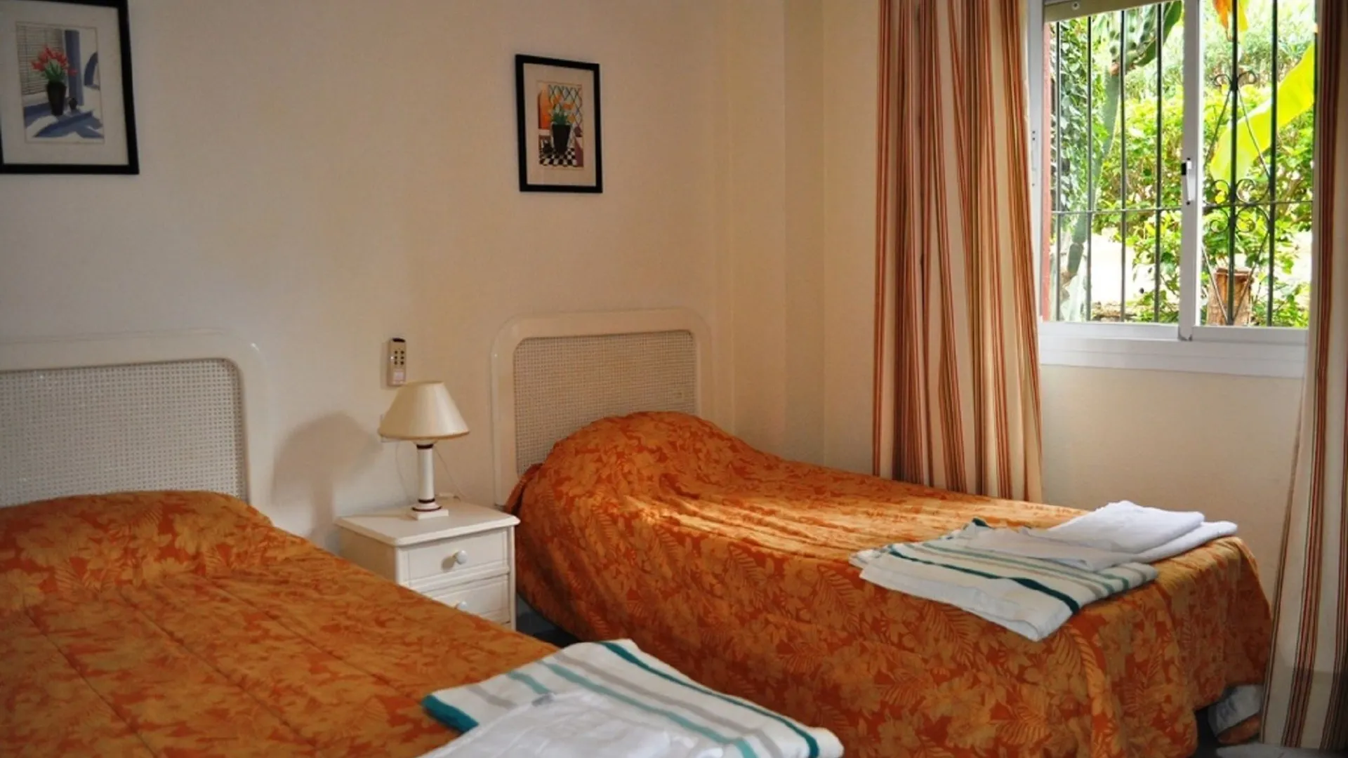 Apt Riviera De Sol 米哈斯 公寓